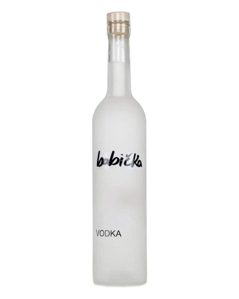 Wholesale Babicka Wormwood Vodka 70 cl