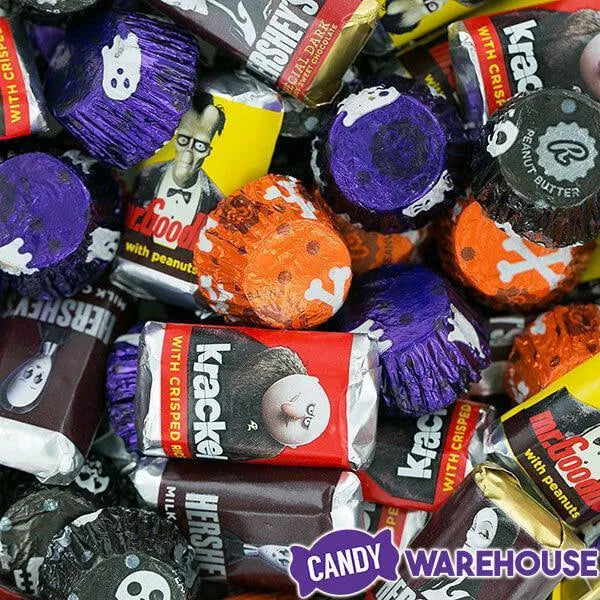 Hersheys Skull Halloween Candy Assortment: 160-Piece Bowl - Image 3